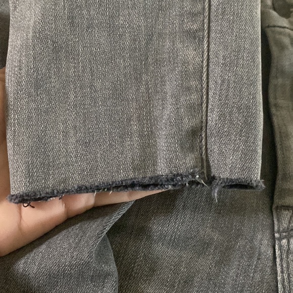 ❌SOLD❌ Mother The Looker Ankle Fray in All Nighter Gray🤍🖤🤍 - Picture 11 of 13